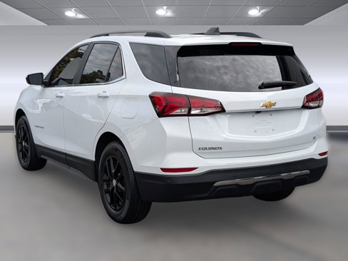 Used 2022 Chevrolet Equinox LT image 3
