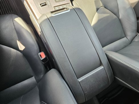 Used 2020 Toyota Highlander Limited image 23