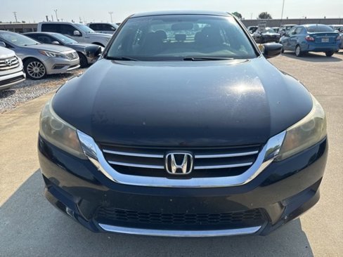 Used 2015 Honda Accord LX image 2