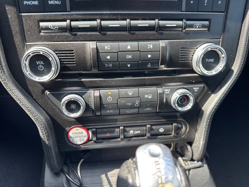Used 2016 Ford Mustang Coupe image 19