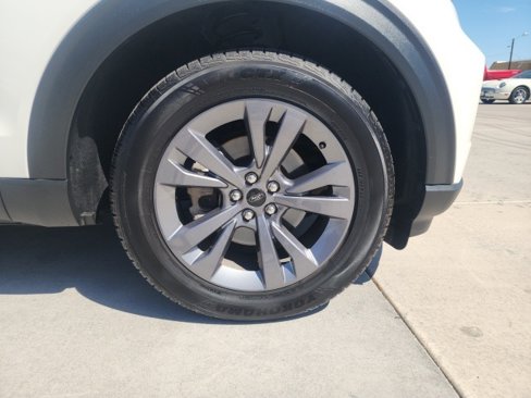 Used 2022 Ford Explorer XLT w/ Equipment Group 202A image 15