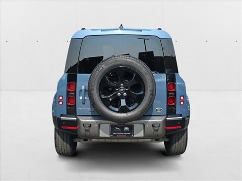Used 2021 Land Rover Defender 90 X-Dynamic S image 6