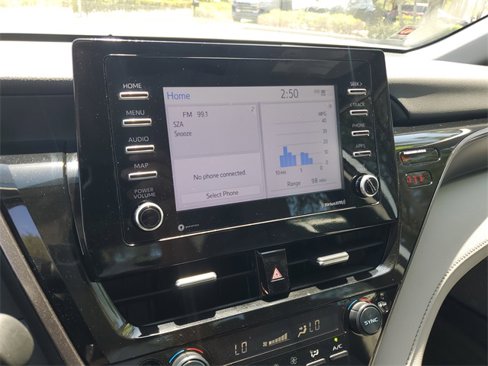Used 2024 Toyota Camry SE image 27