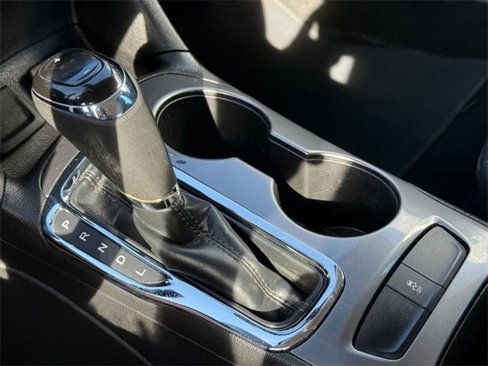 Used 2018 Chevrolet Cruze LT image 18