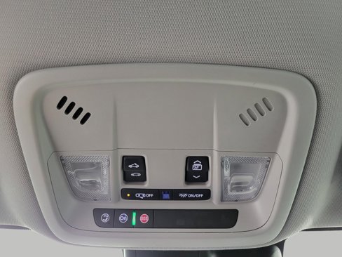 Used 2024 Chevrolet Malibu LT image 17