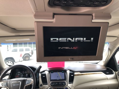 Used 2017 GMC Yukon XL Denali w/ Open Road Package image 40