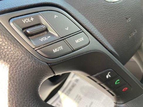 Used 2017 Hyundai Santa Fe Sport image 36