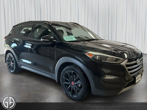 Used 2017 Hyundai Tucson Night image 3
