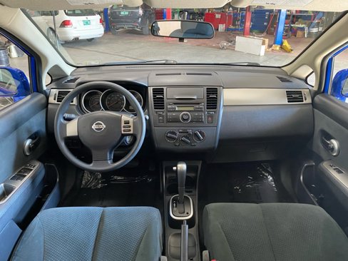 Used 2011 Nissan Versa 1.8 S w/ Plus Pkg image 11