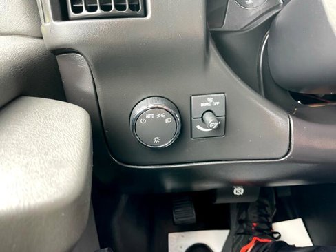 Used 2012 Chevrolet Express 2500 w/ Cold Climate Package image 18