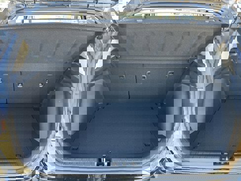 New 2025 Hyundai Venue SEL image 17