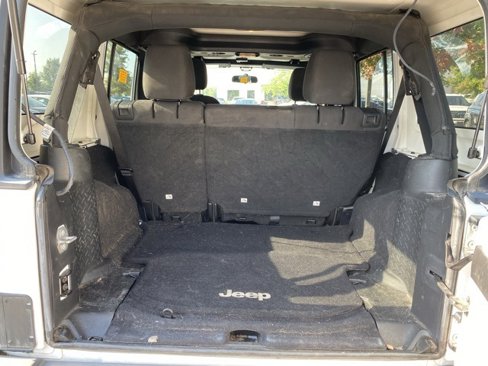 Used 2015 Jeep Wrangler Unlimited Sport image 22