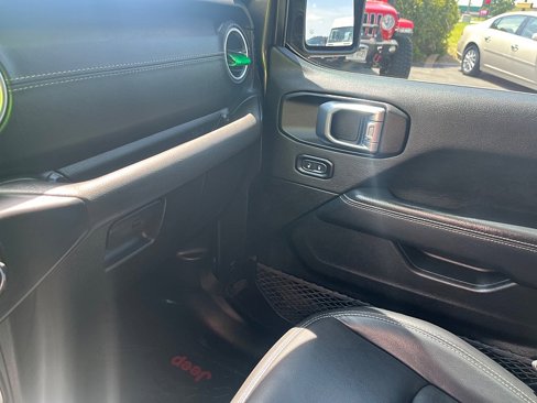Used 2021 Jeep Wrangler Unlimited Sahara w/ Uconnect 4C Nav & Sound Group image 35