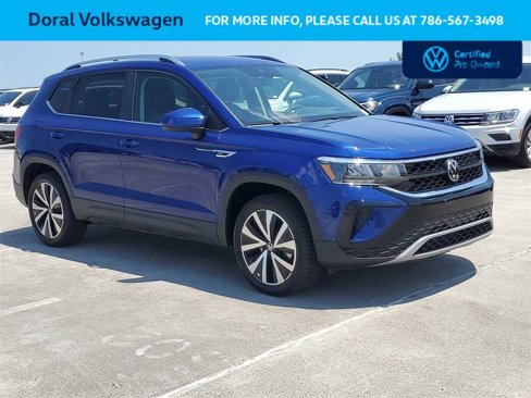 Certified 2023 Volkswagen Taos SE image 11