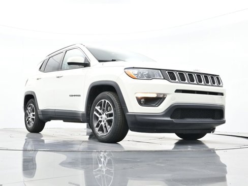 Used 2020 Jeep Compass Latitude w/ Popular Equipment Group image 31