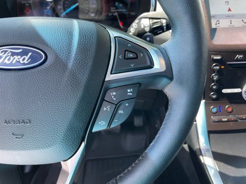 Used 2019 Ford Edge Titanium w/ Equipment Group 301A image 10