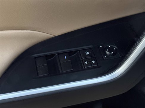 Used 2019 Toyota RAV4 XLE image 11