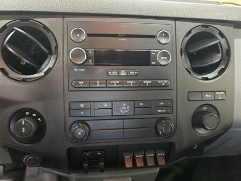Used 2016 Ford F250 XL w/ Power Equipment Group image 11