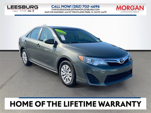 Used 2014 Toyota Camry LE image 1