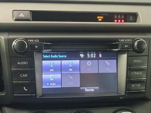 Used 2017 Toyota RAV4 LE image 29