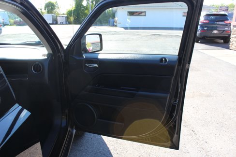 Used 2012 Jeep Patriot Sport w/ PWR Value Group image 31