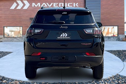 Used 2022 Jeep Compass Trailhawk w/ Trailhawk Elite Group image 6