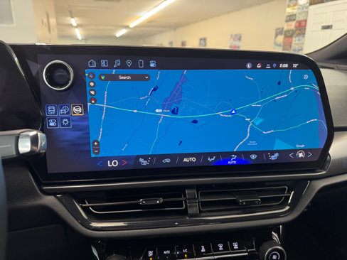 Used 2025 Chevrolet Equinox EV RS image 13