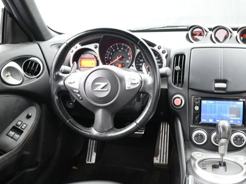 Used 2014 Nissan 370Z Touring w/ Aerodynamics Package image 11