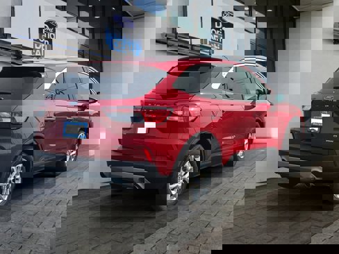 Certified 2022 Ford Escape SE w/ Convenience Package image 3
