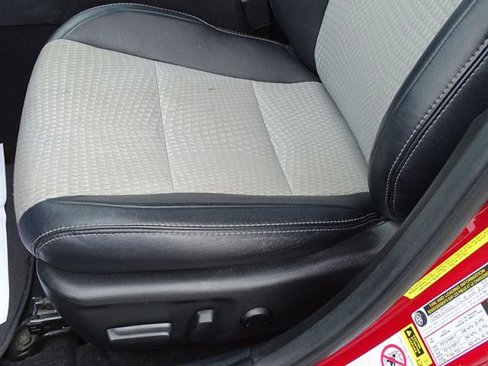 Used 2014 Toyota Camry SE image 19