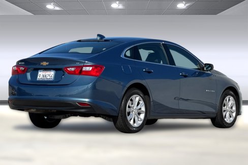 Used 2024 Chevrolet Malibu LT image 3