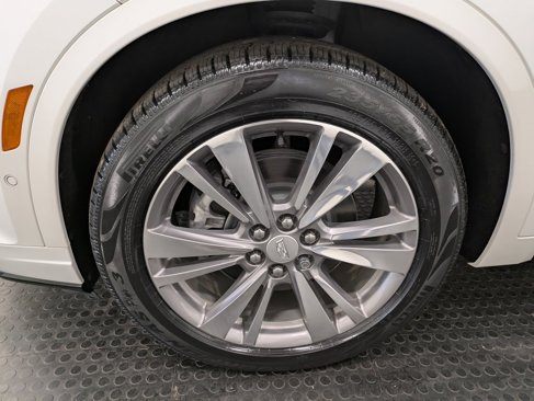 Used 2022 Cadillac XT6 Premium Luxury w/ Technology Package image 7