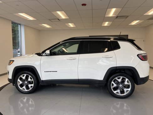 Used 2020 Jeep Compass Limited image 4