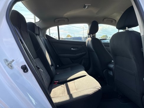 Used 2020 Nissan Sentra SR image 31