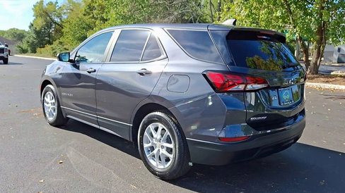 Certified 2022 Chevrolet Equinox LS w/ LS Convenience Package image 3