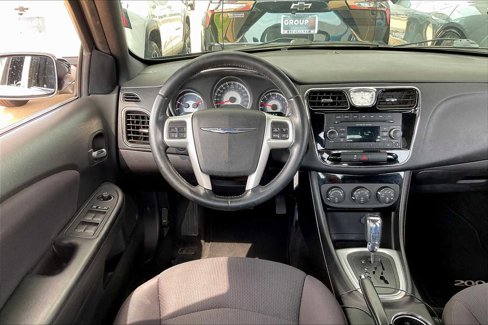 Used 2013 Chrysler 200 Touring w/ S Exterior Appearance Pkg image 6