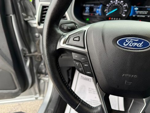 Used 2023 Ford Edge SEL image 31