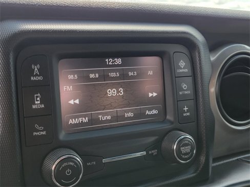 Used 2020 Jeep Wrangler Sport image 23