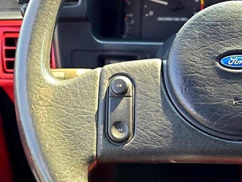 Used 1988 Ford Mustang LX image 17