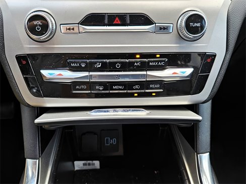 Used 2023 Ford Explorer XLT w/ Equipment Group 202A image 22
