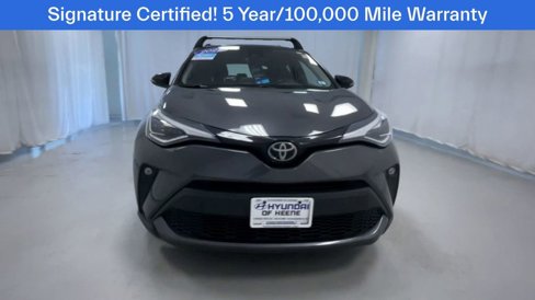Used 2022 Toyota C-HR Limited image 3
