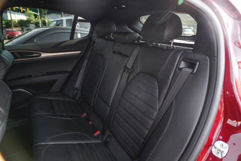 Used 2022 Alfa Romeo Stelvio Veloce image 19