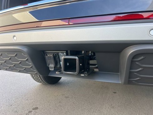 New 2025 Volkswagen Atlas Peak Edition SE image 32