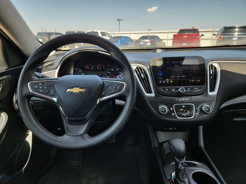 Used 2023 Chevrolet Malibu LS image 10