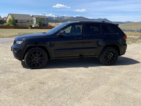 Certified 2018 Jeep Grand Cherokee Altitude image 10