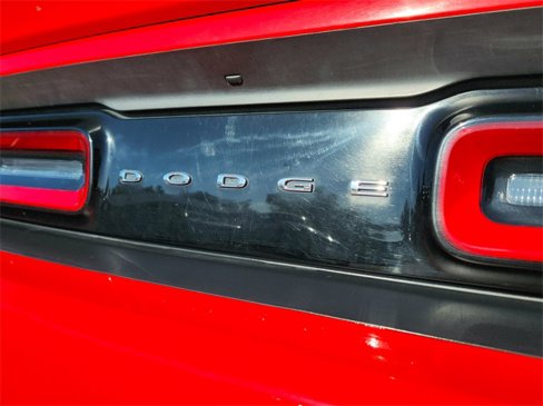 Used 2020 Dodge Challenger SXT image 12