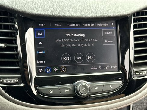 Used 2020 Chevrolet Trax LT w/ Sun & Sound Package image 19