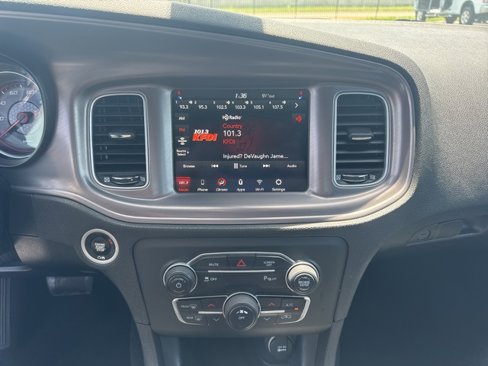 Used 2023 Dodge Charger SXT image 10
