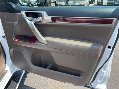 Used 2012 Lexus GX 460 Premium image 35