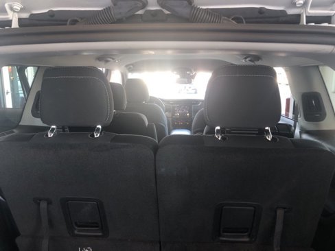 Used 2023 Jeep Grand Cherokee L Laredo image 11